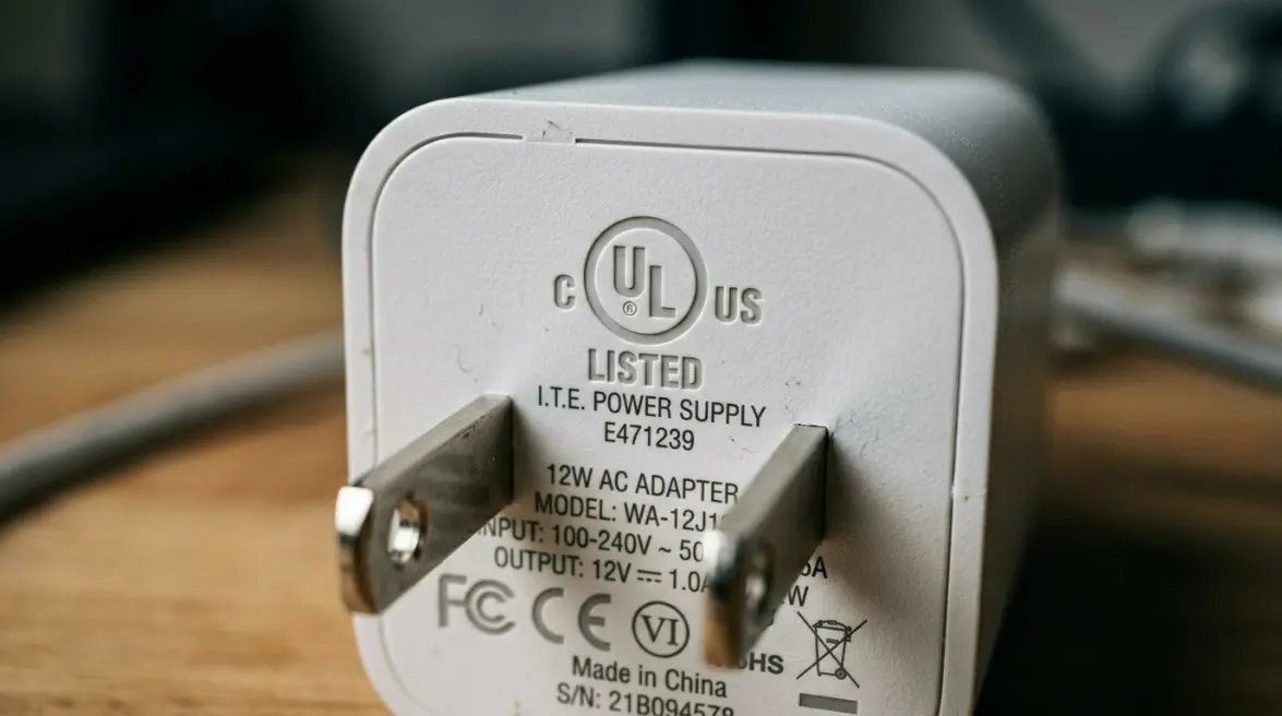 Leading USA Power Adapter Factory: DOE Level VII Ready & Carbon-Neutral Manufacturing
